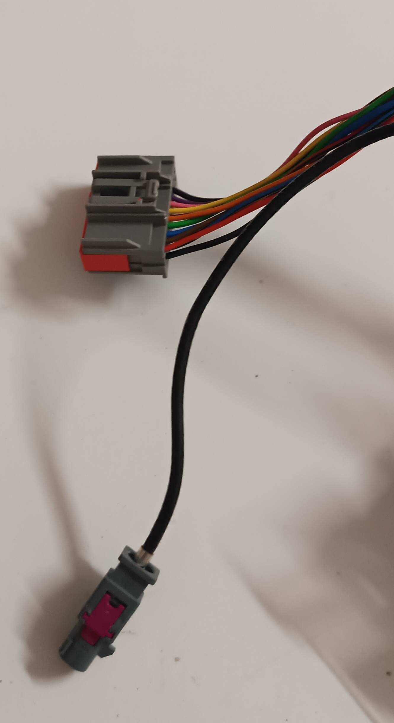 T4K20370