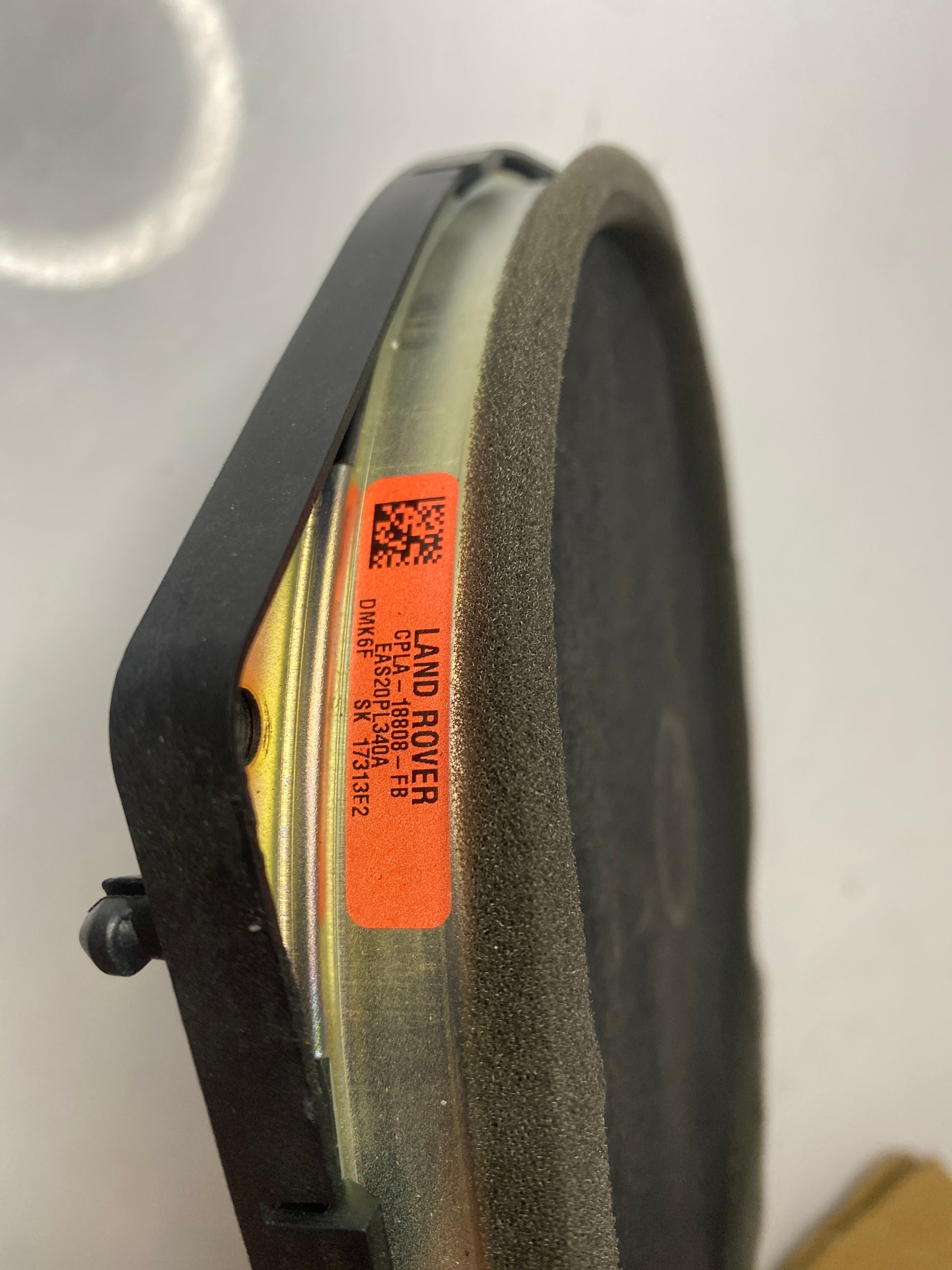 LR047119,LR033291,C2D24861