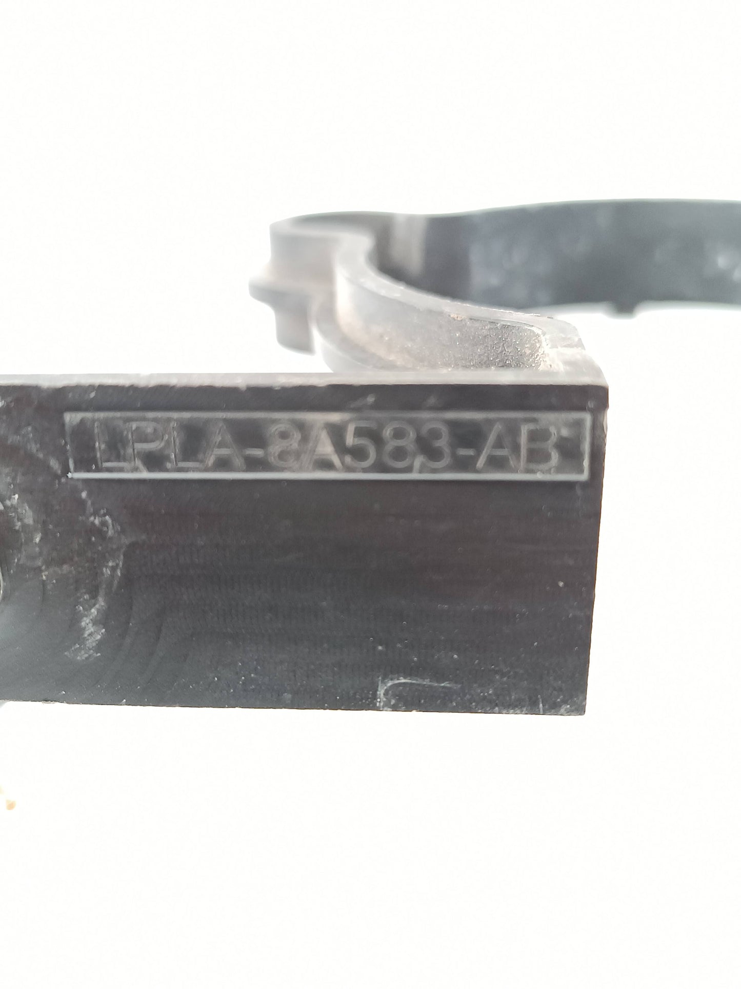 LR128198