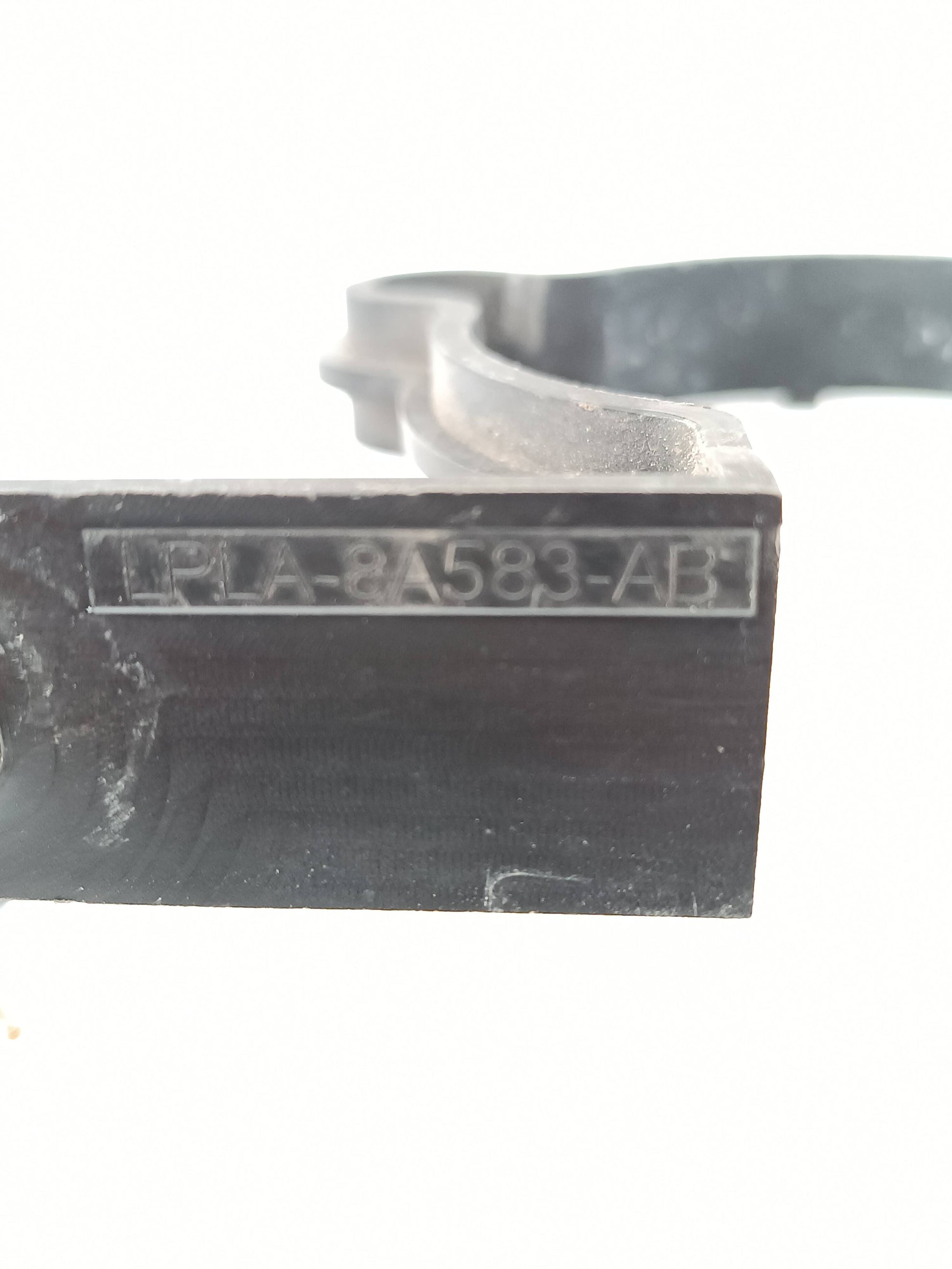 LR128198