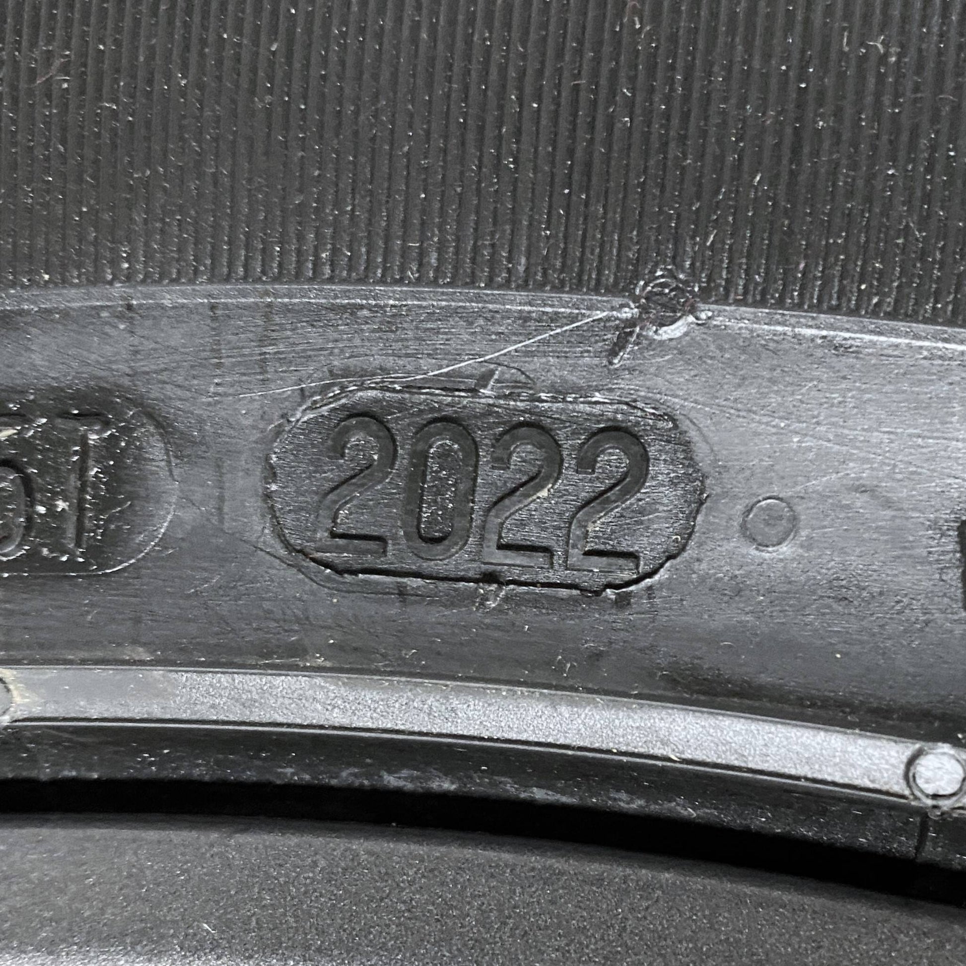 LR141889