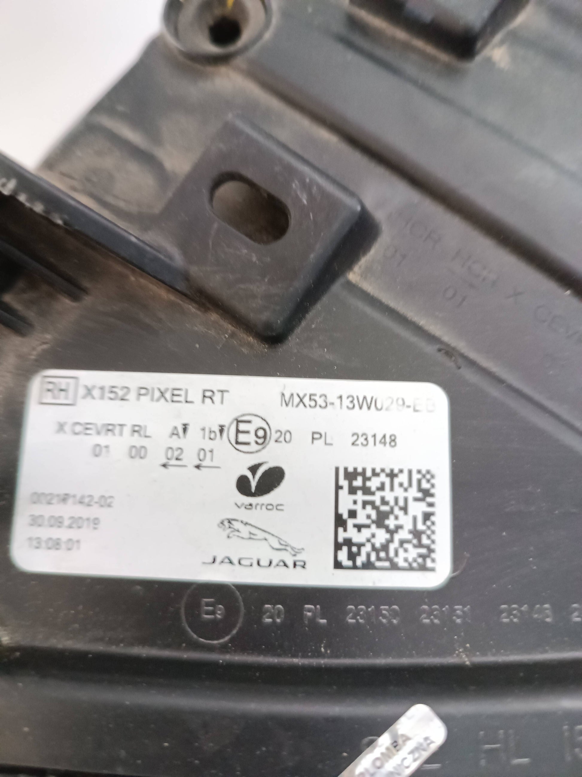 T2R48643