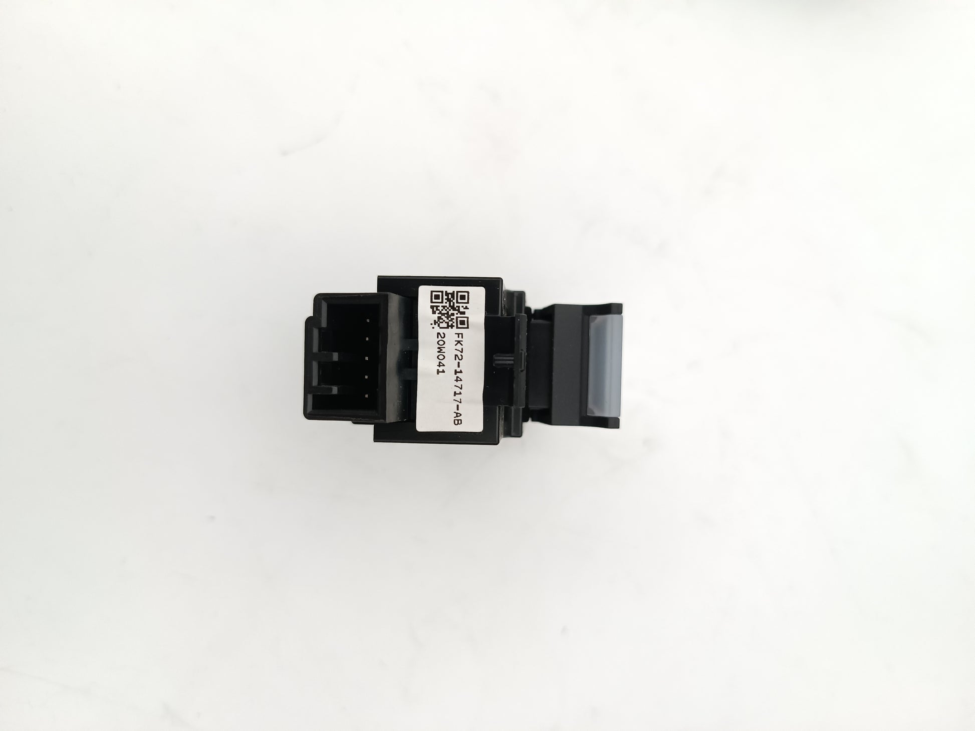 T4K4281,LR059773