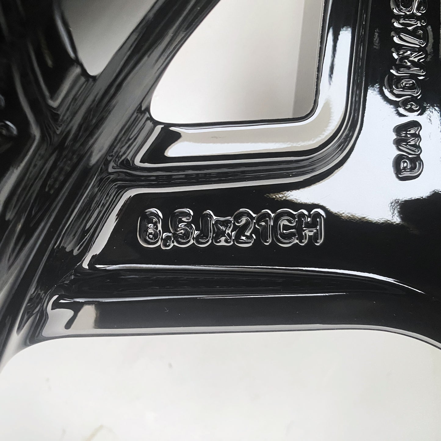 LR093827