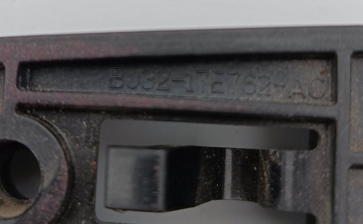 LR034210,LR026503