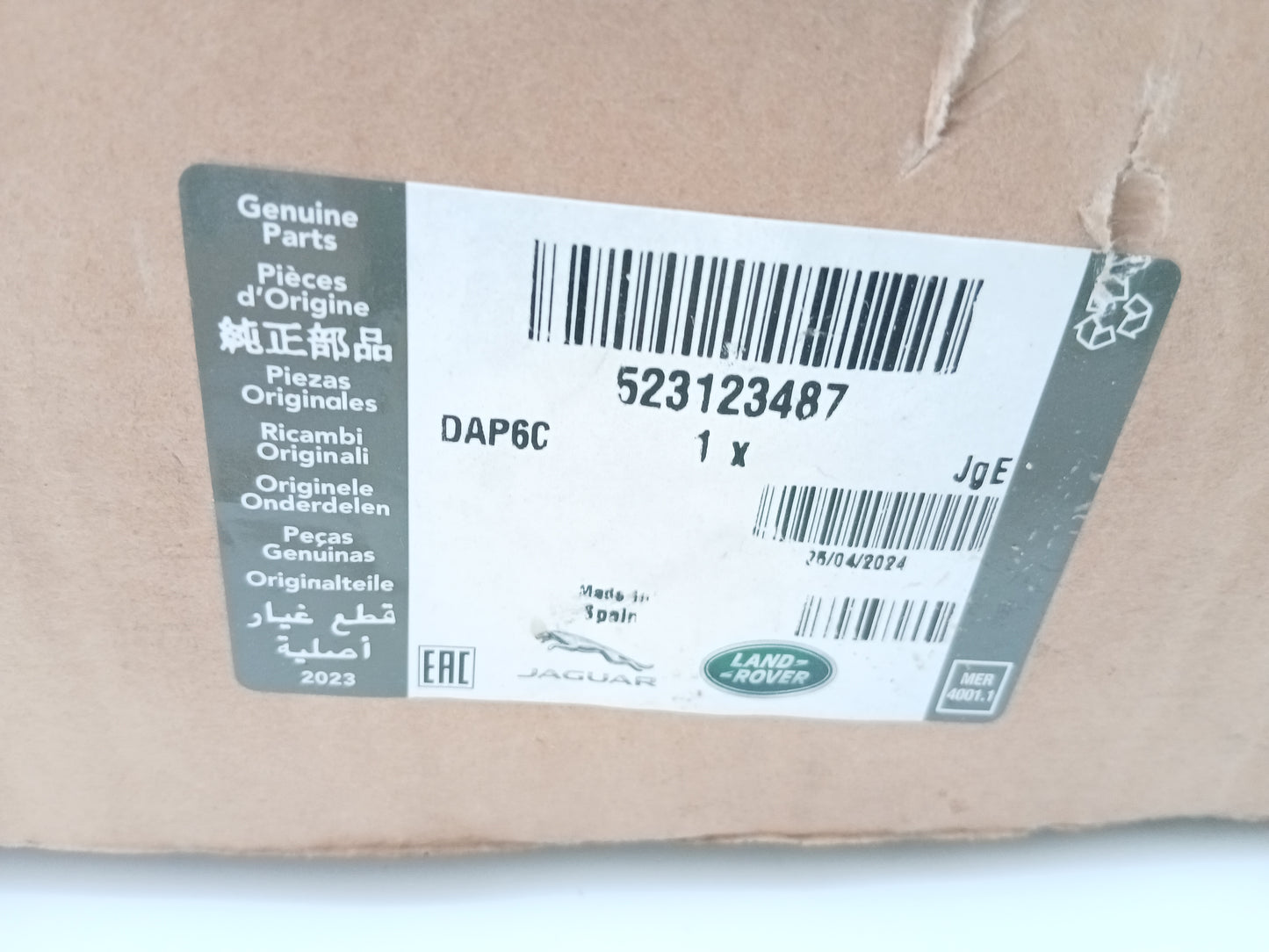 LR135380,523123489,523123487