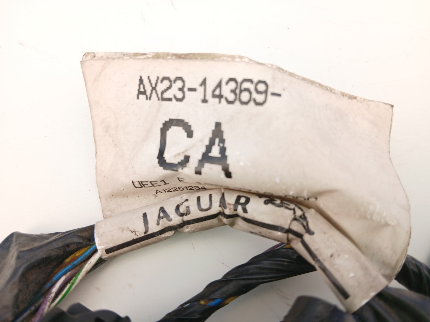 C2Z15805,C2Z15009