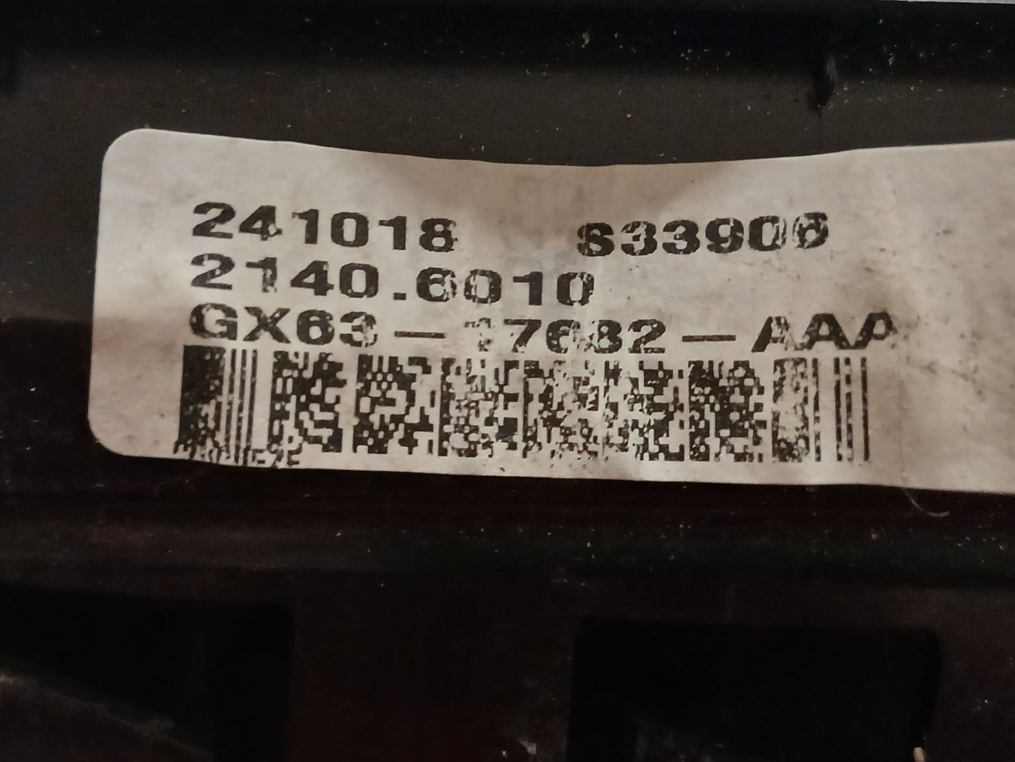 T2H9673