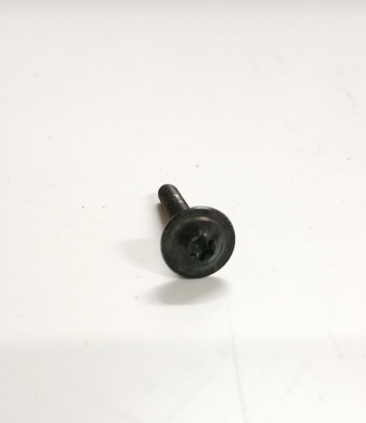 LR033646