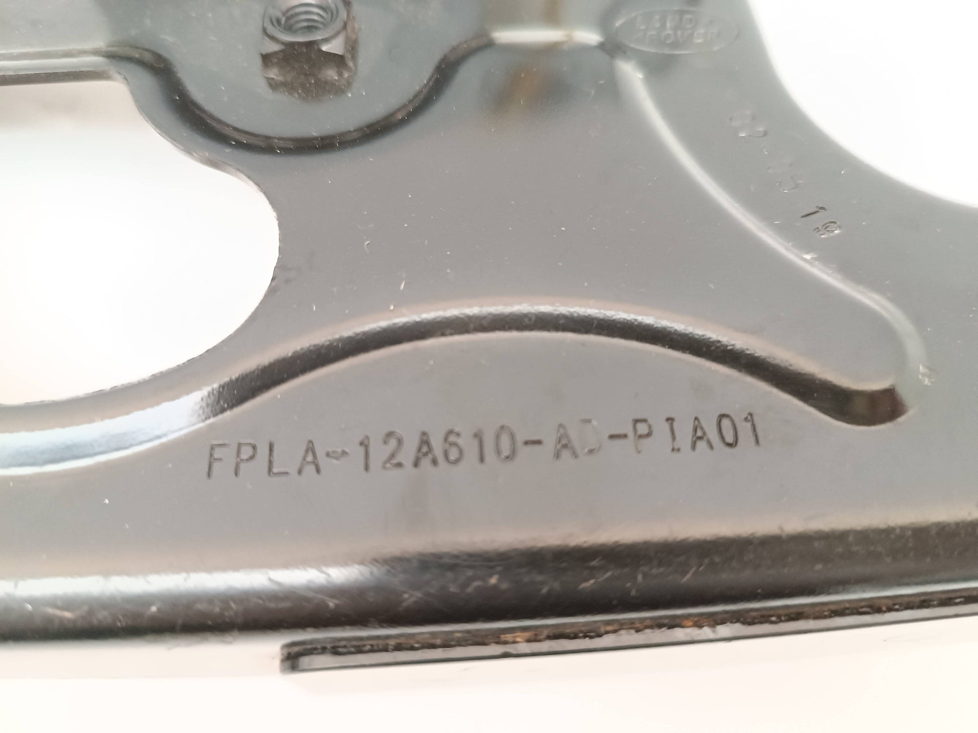 LR104010,LR071906