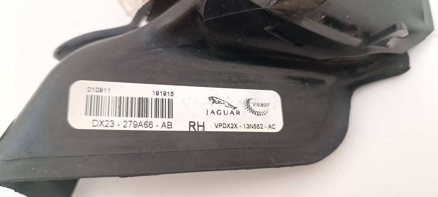 C2Z30552,C2Z23049