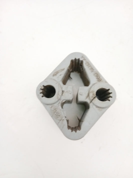 T4A16613,LR090360