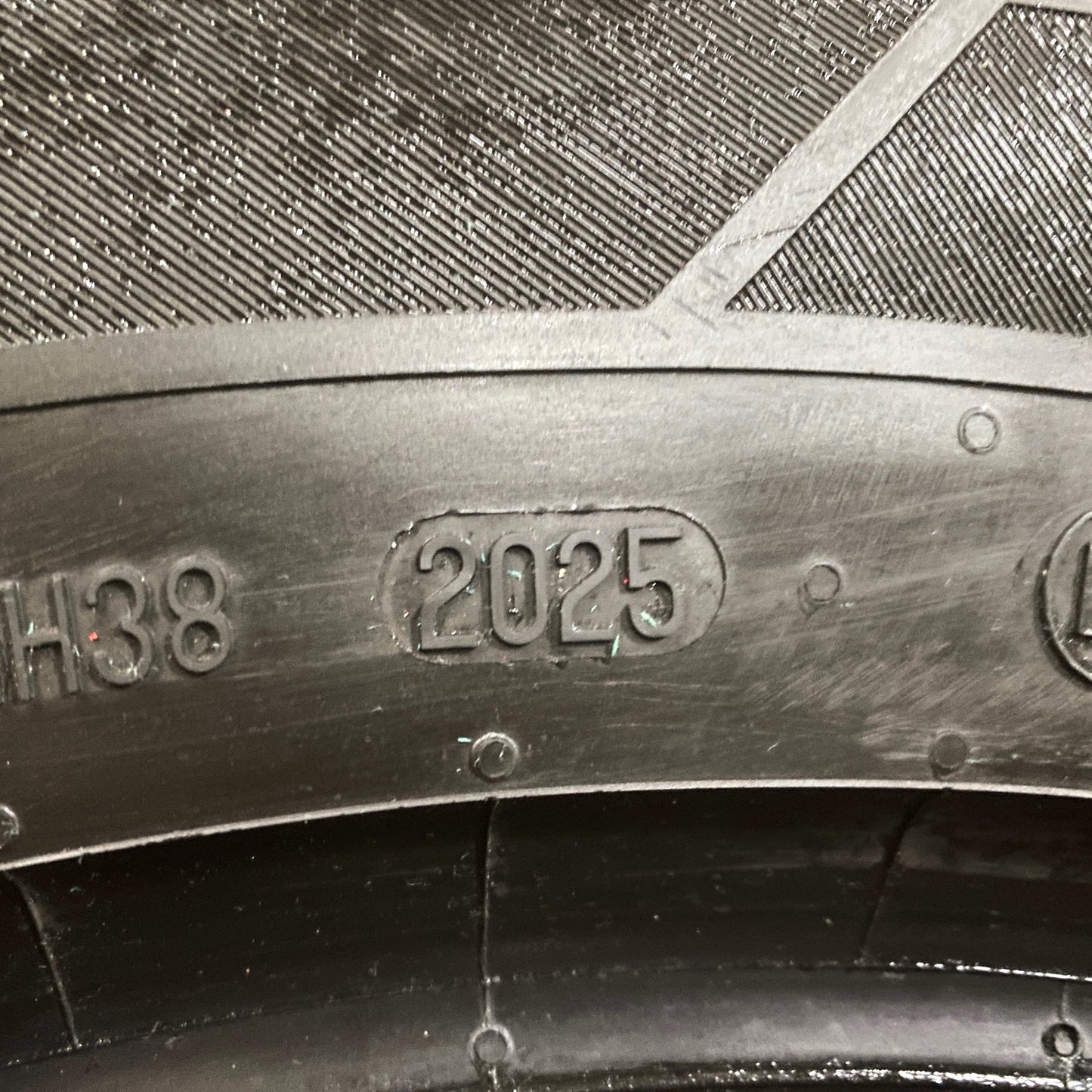 C25565R18S
