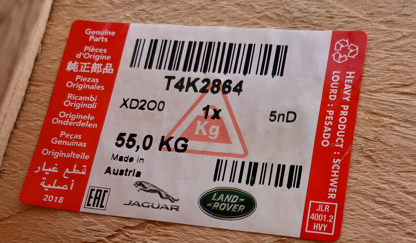 T4K2864