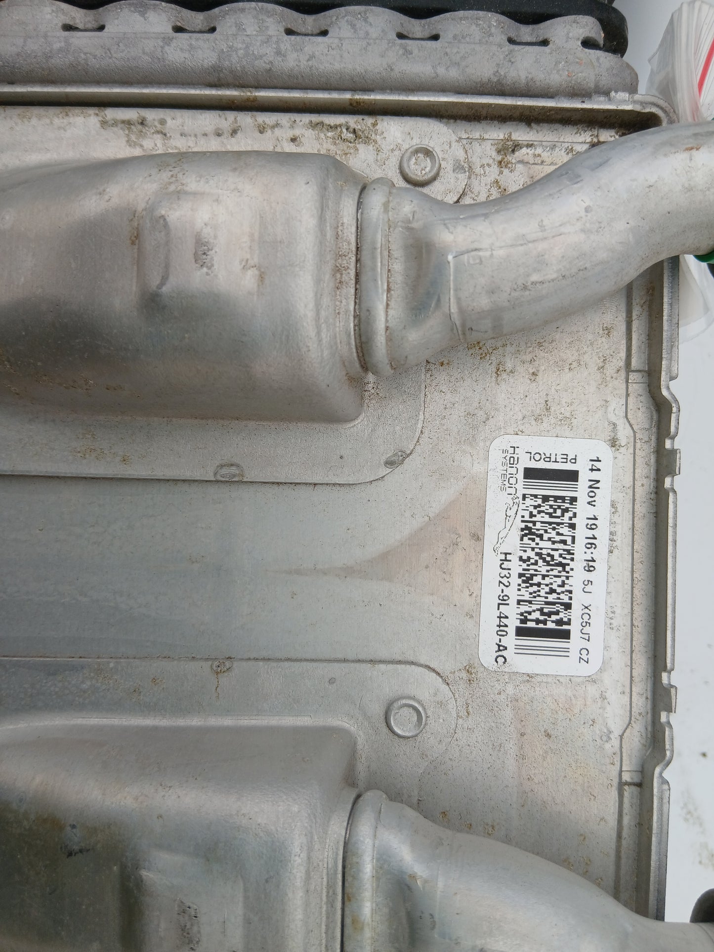 LR139049,LR094064,J9C7218,J9C25742