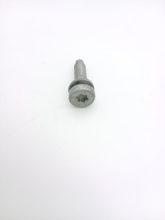 LR033002,C2D11190