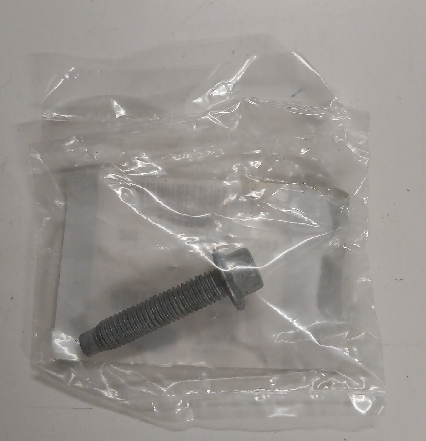 LR049187