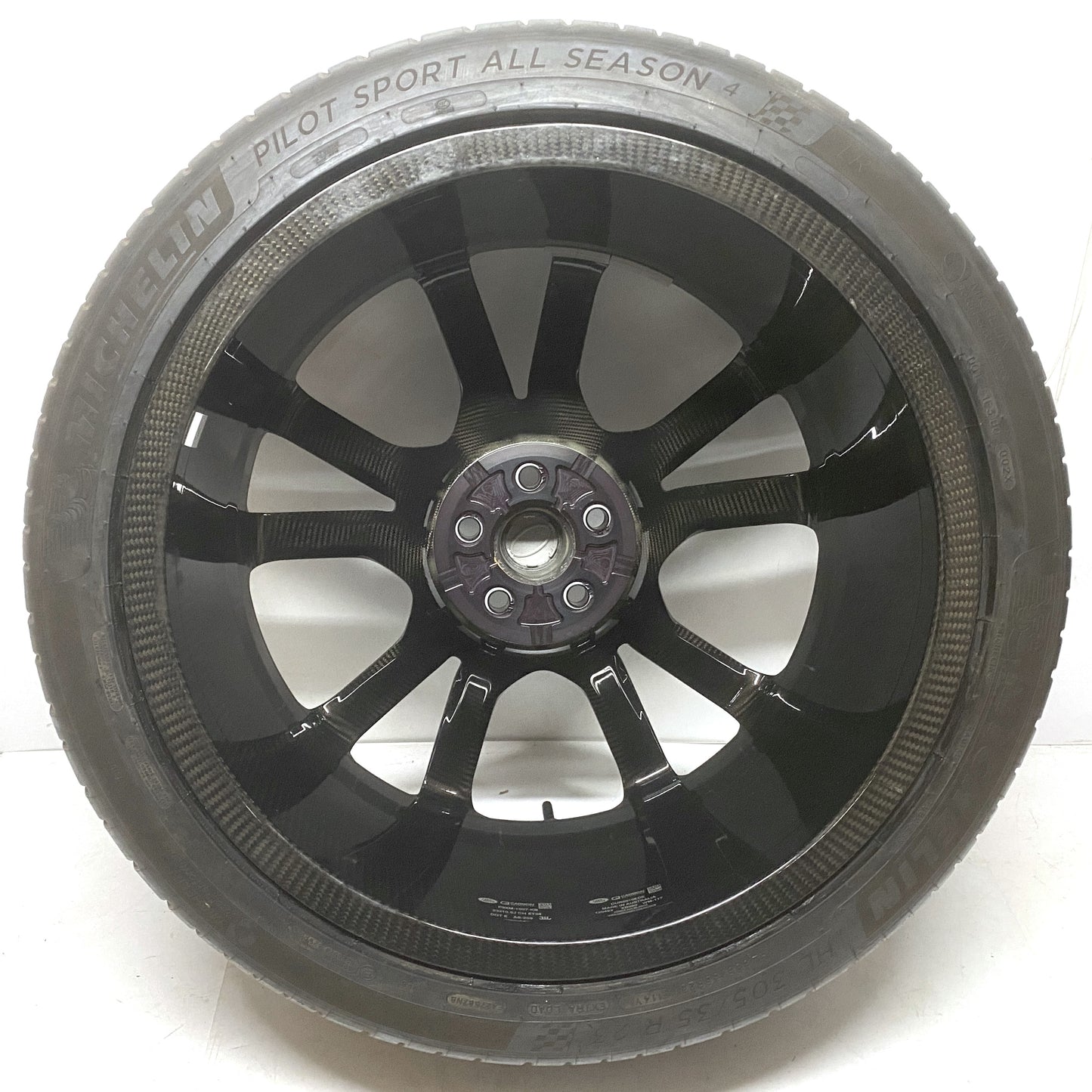 LR185575K