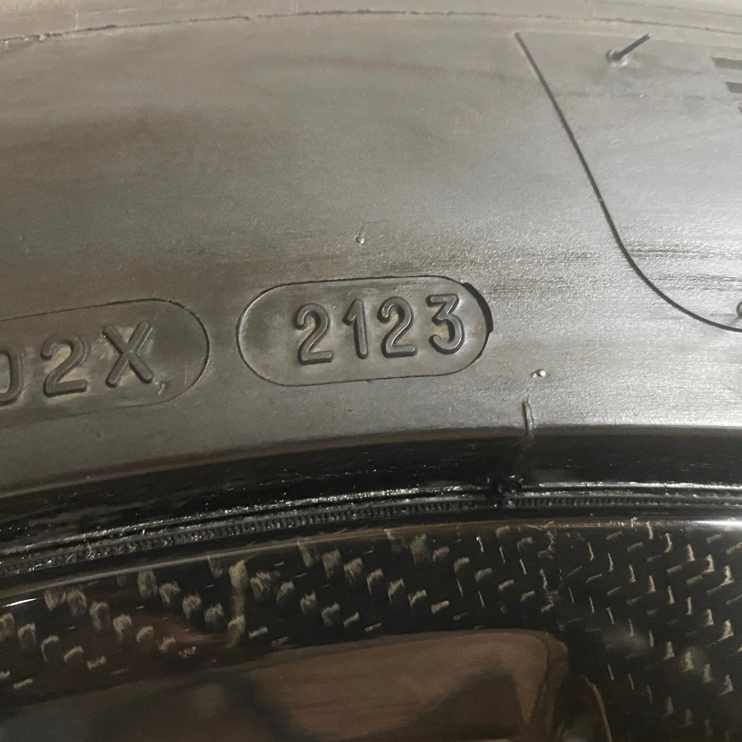 LR185575K