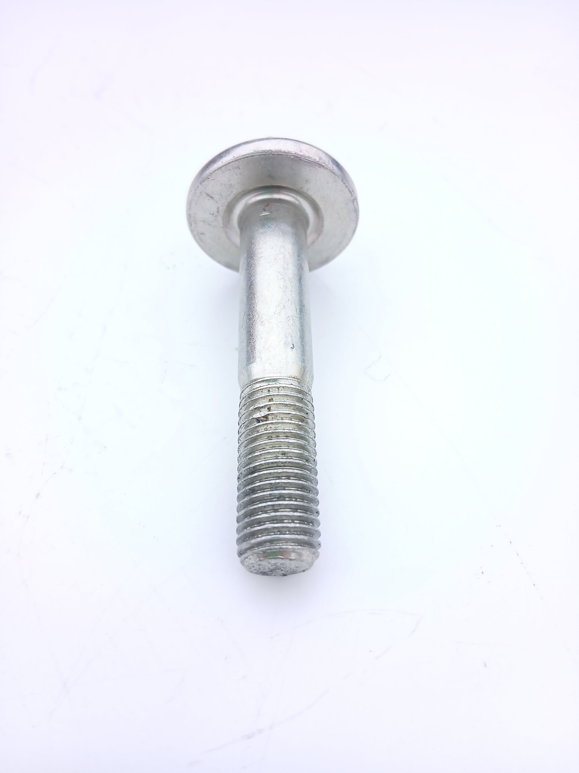XR858485,LR025516