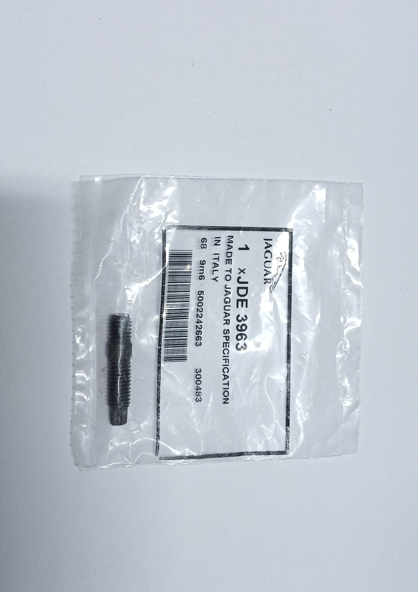 LR113358,JDE3963,C2C42099,1357628