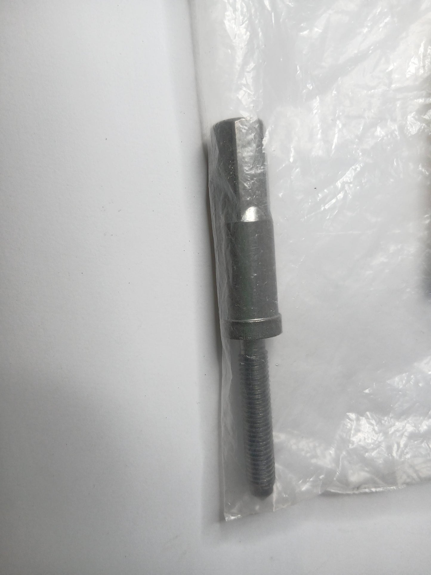 LR002830,C2S46486