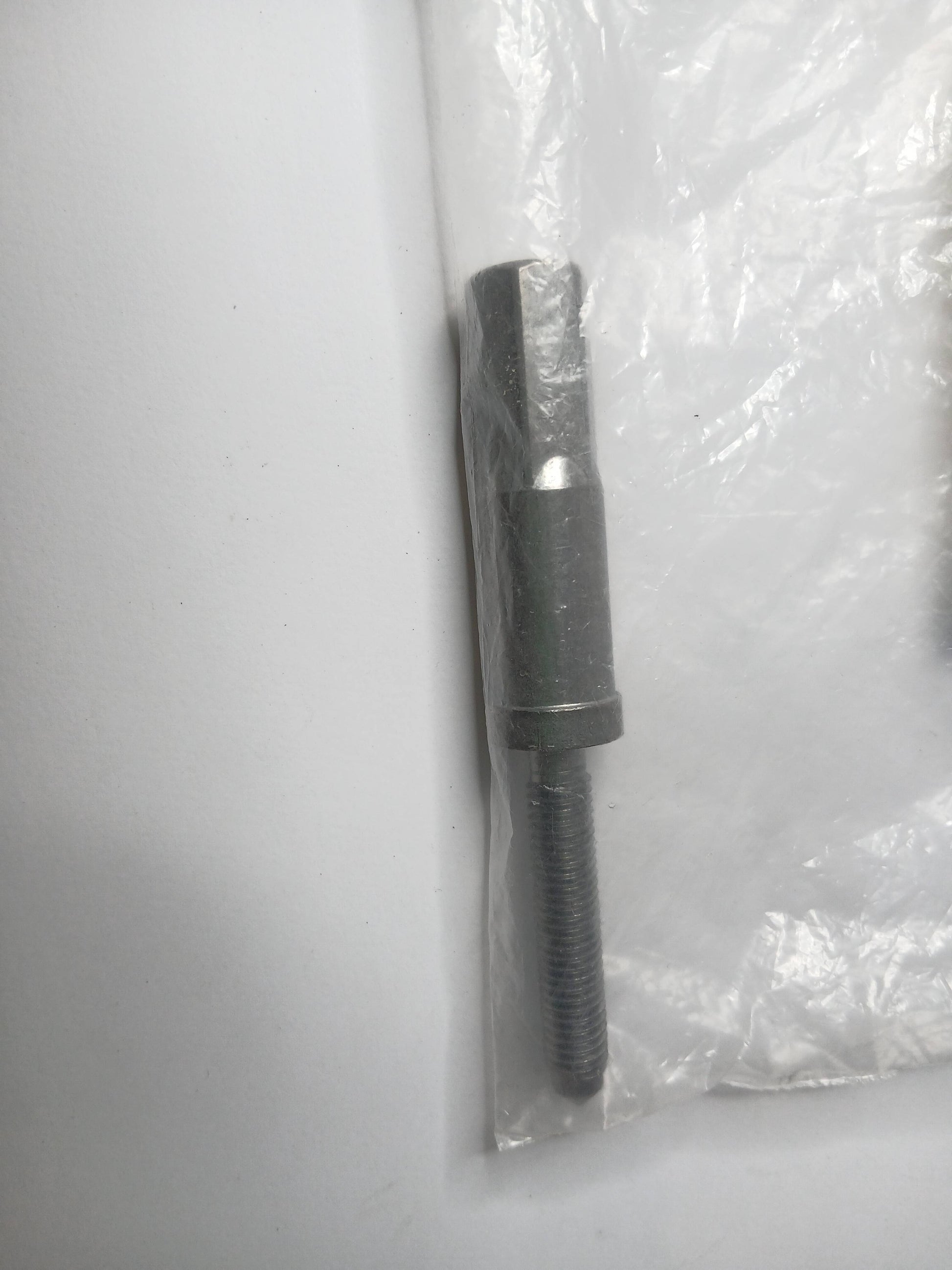 LR002830,C2S46486