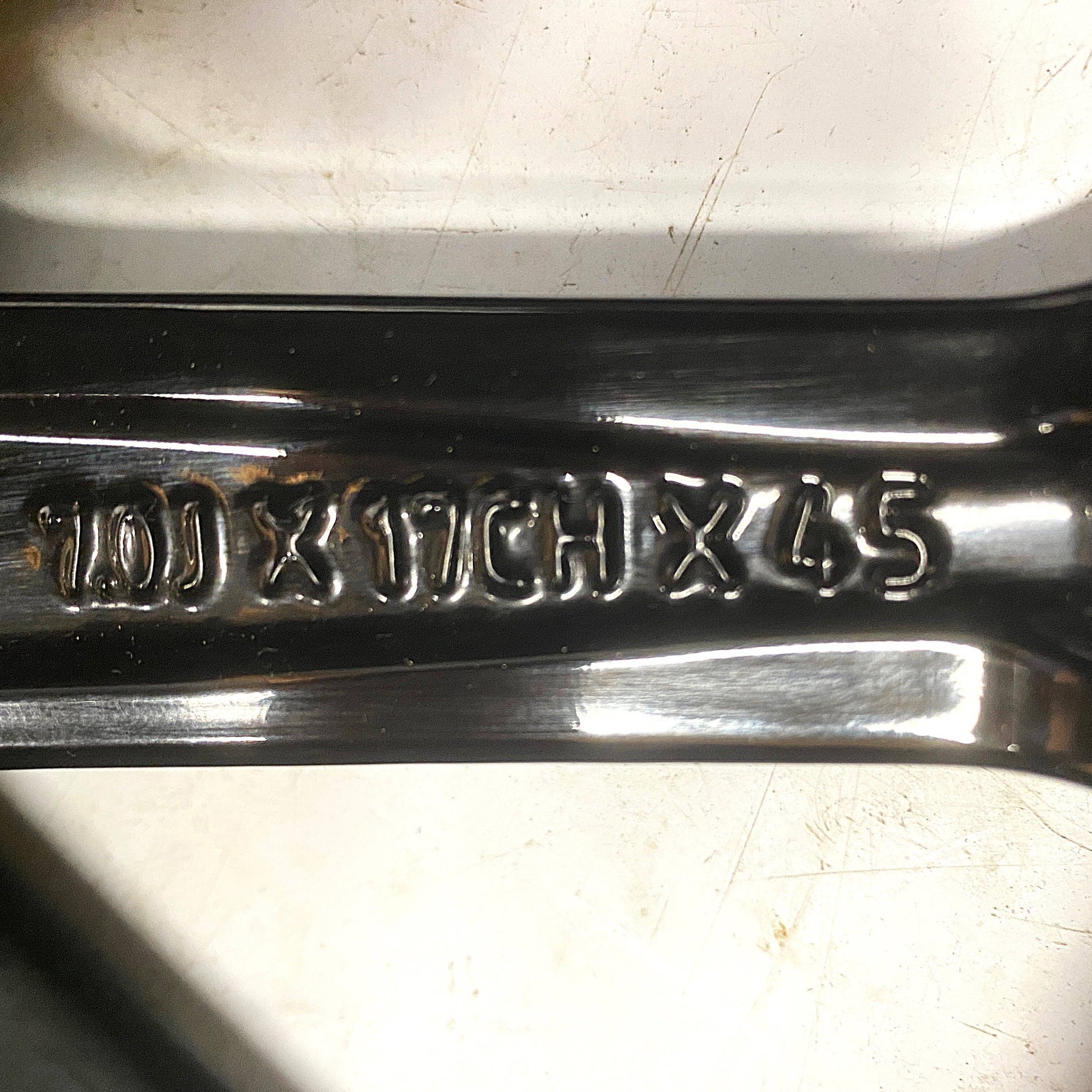 LR114494,J9C25185