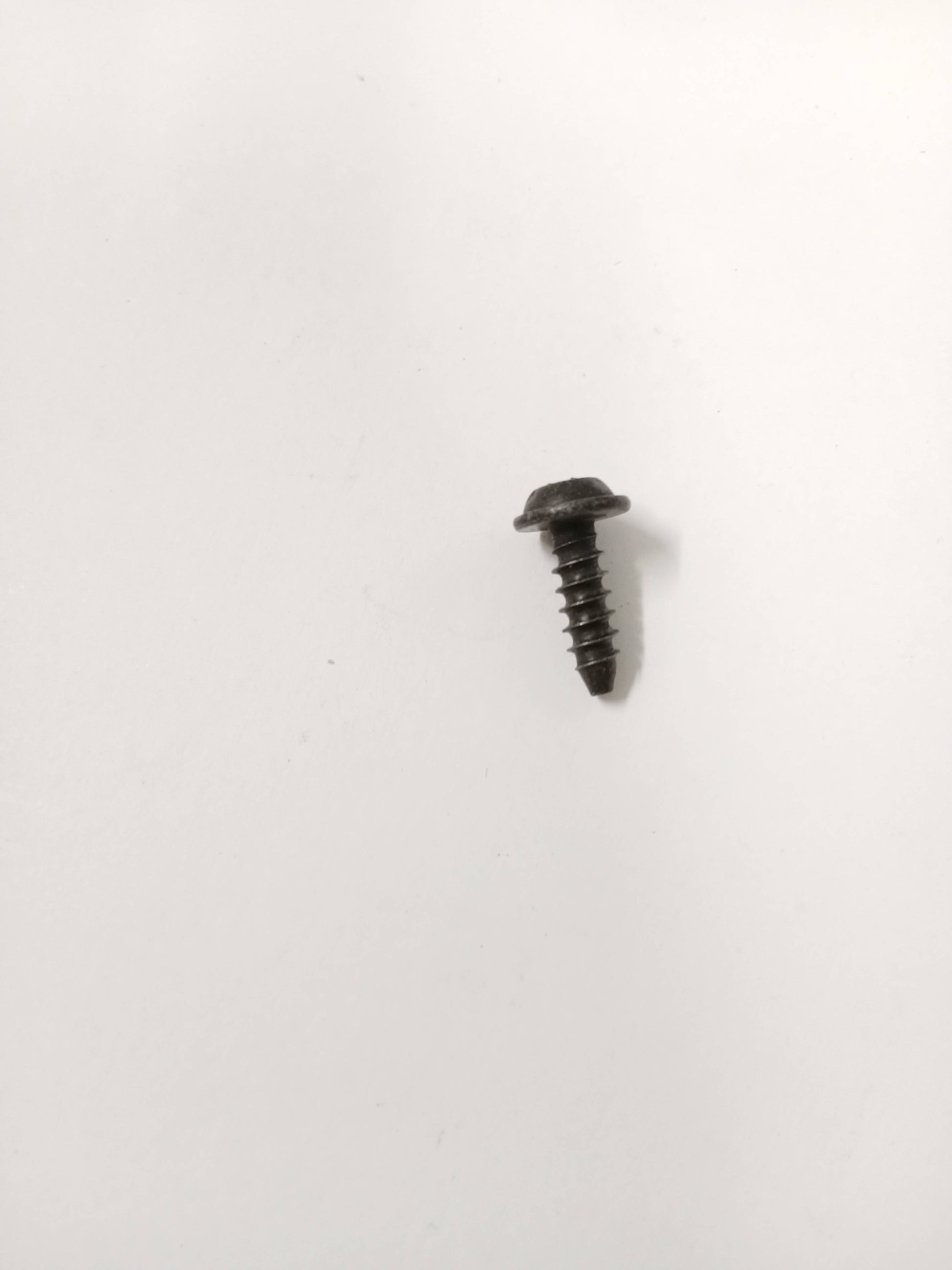 LR008793,C2Z4742