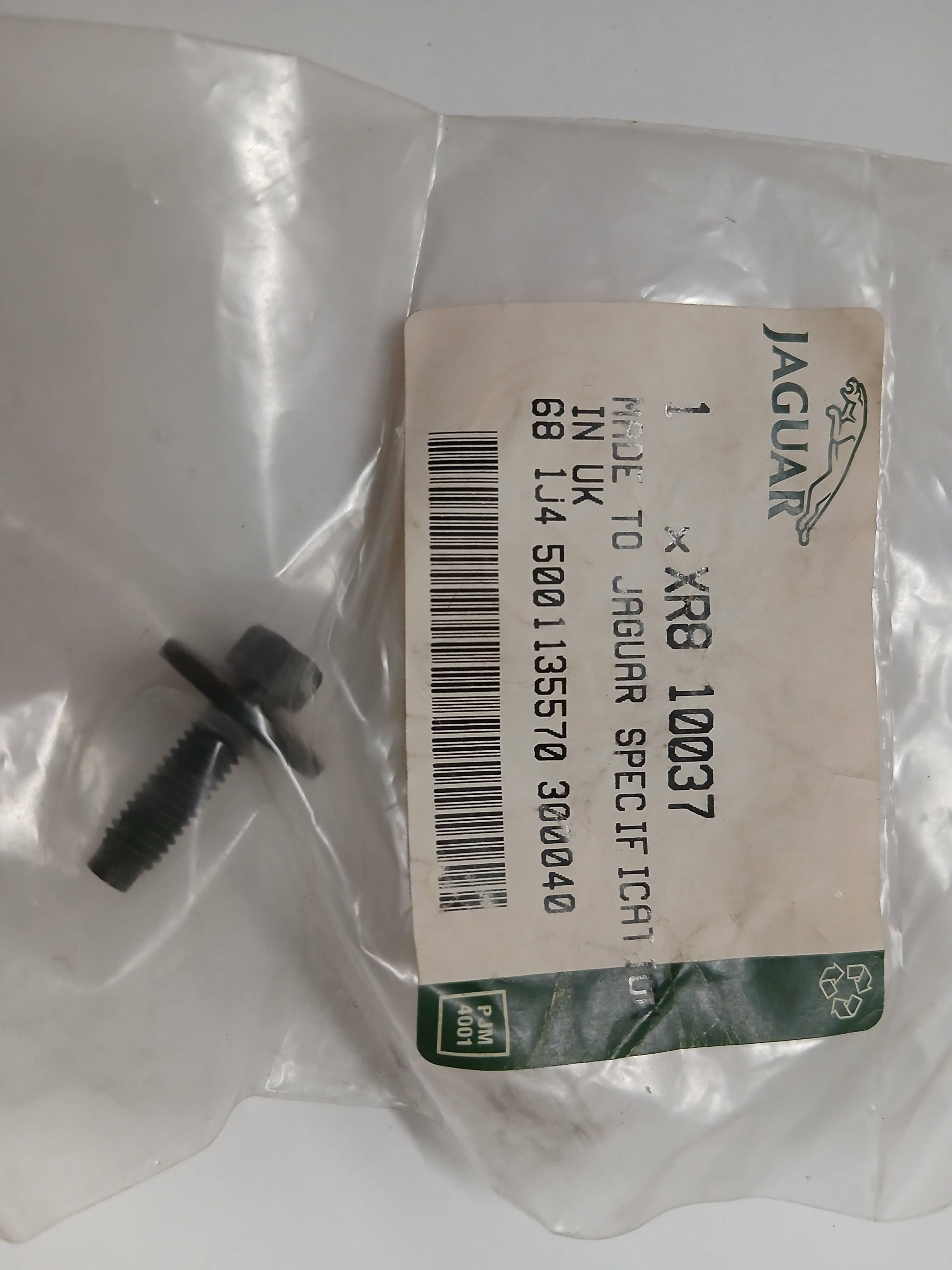 XR810037