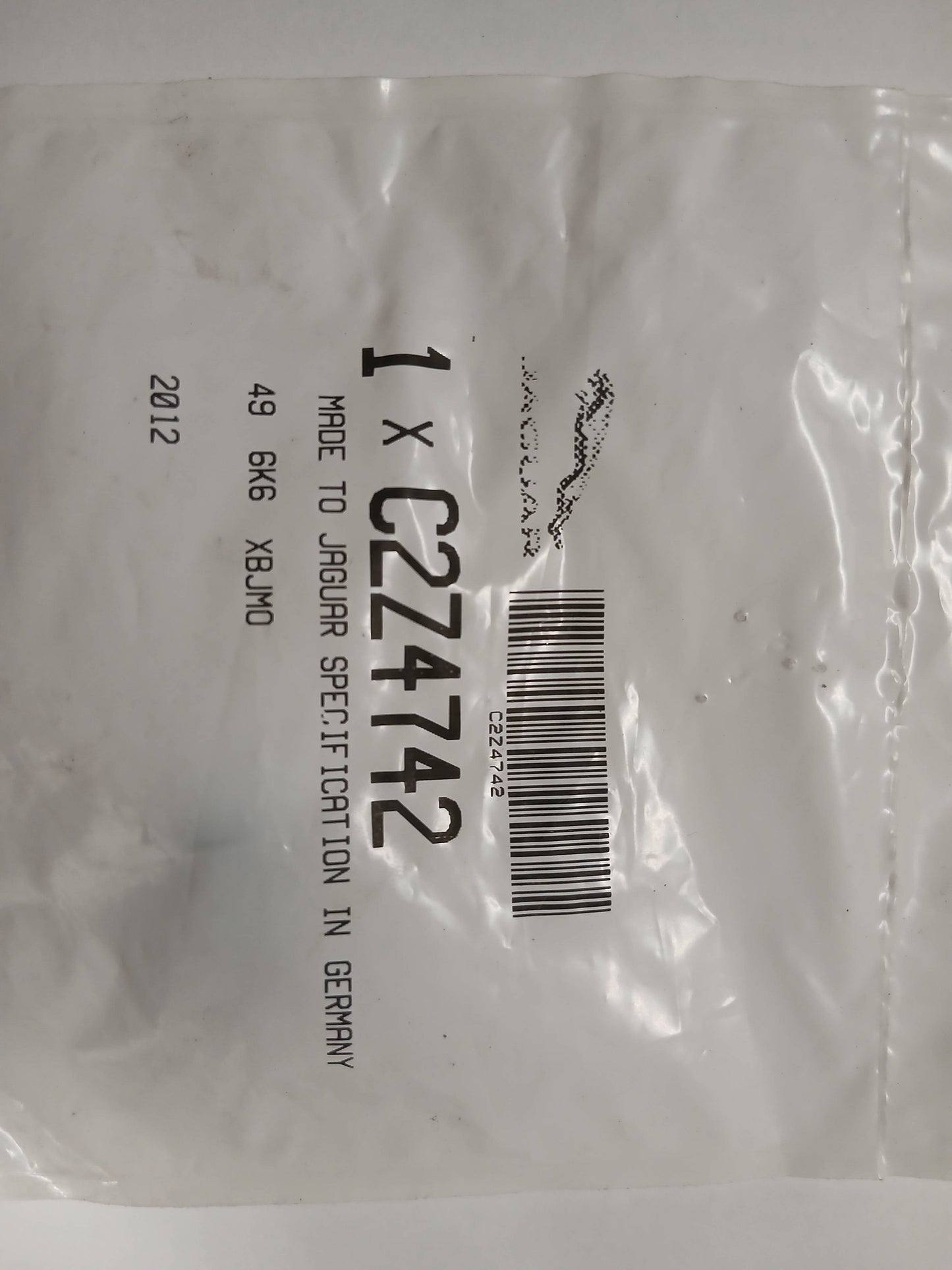 LR008793,C2Z4742