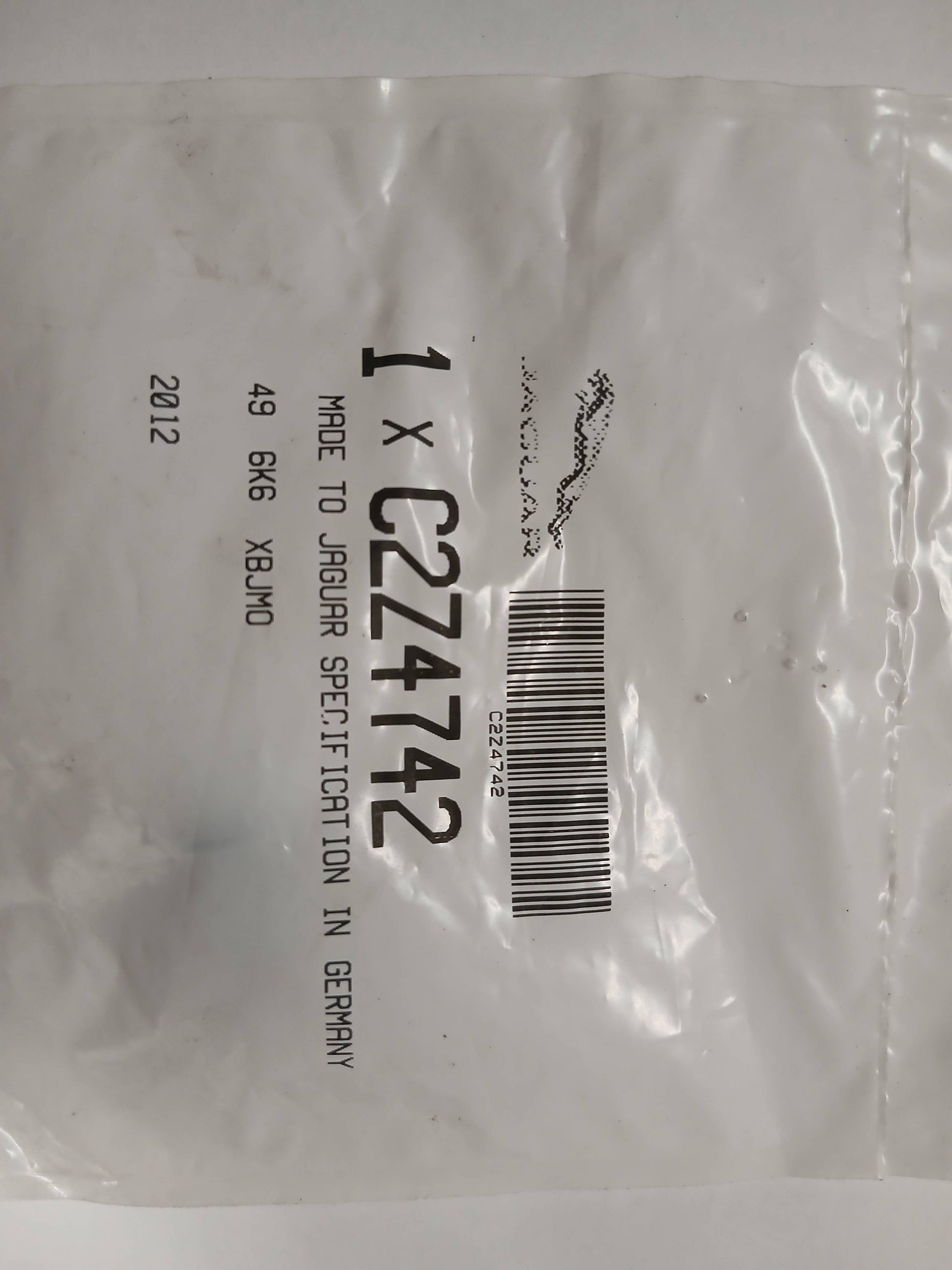 LR008793,C2Z4742