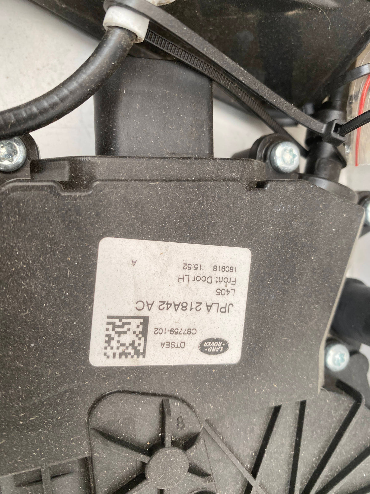 LR078728,LR064797,LR053681,LR048245,C2D49432,C2D41110