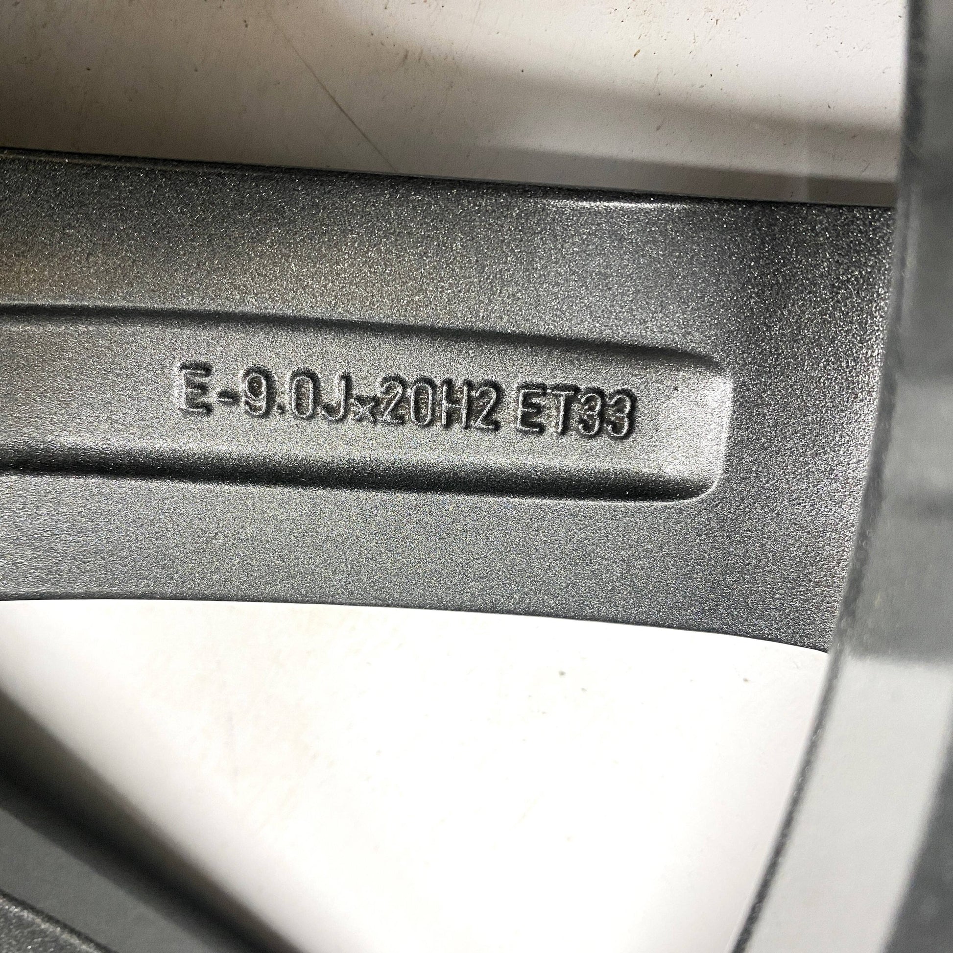 4M0601025AD