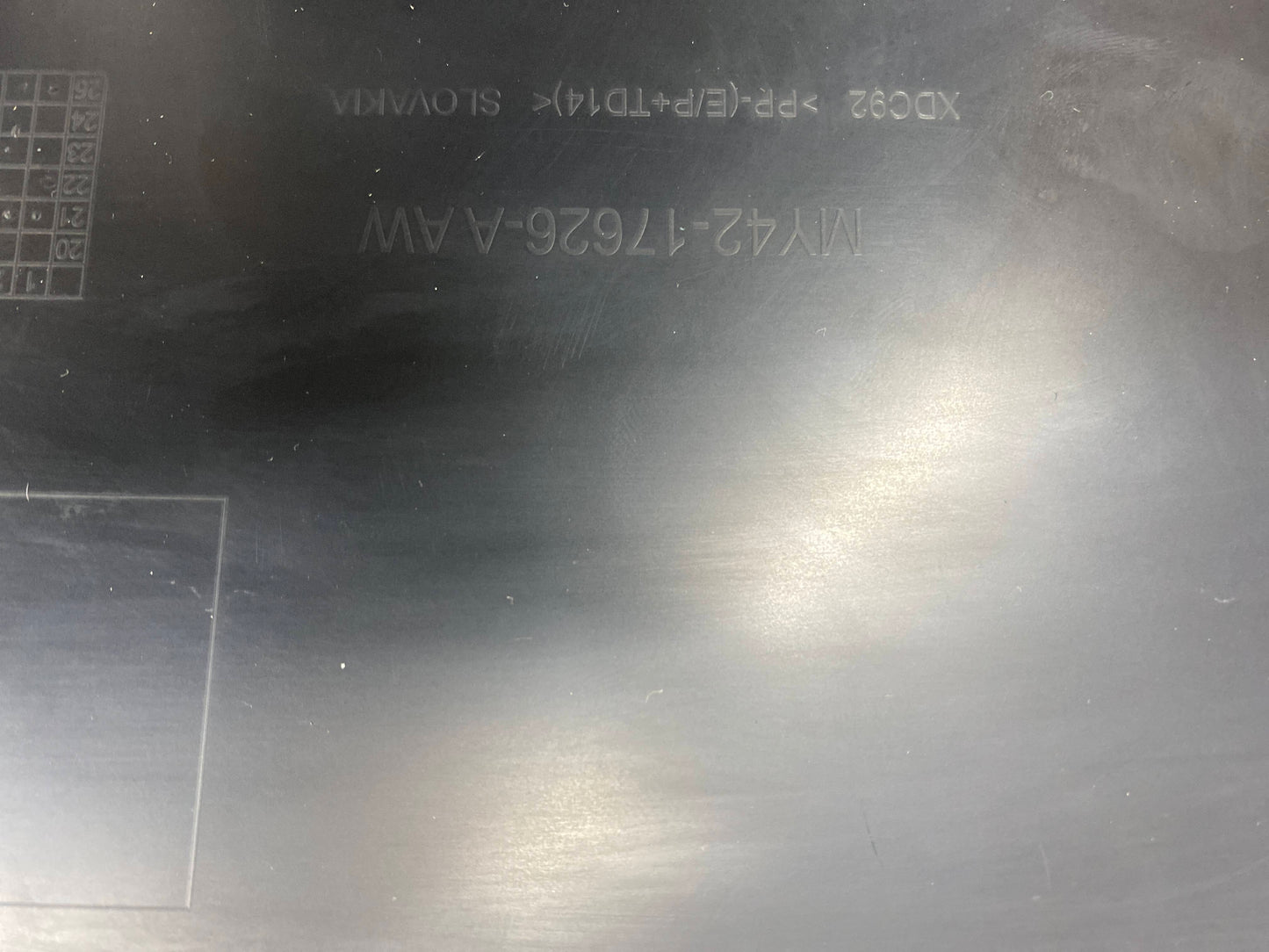 LR179686,LR143000