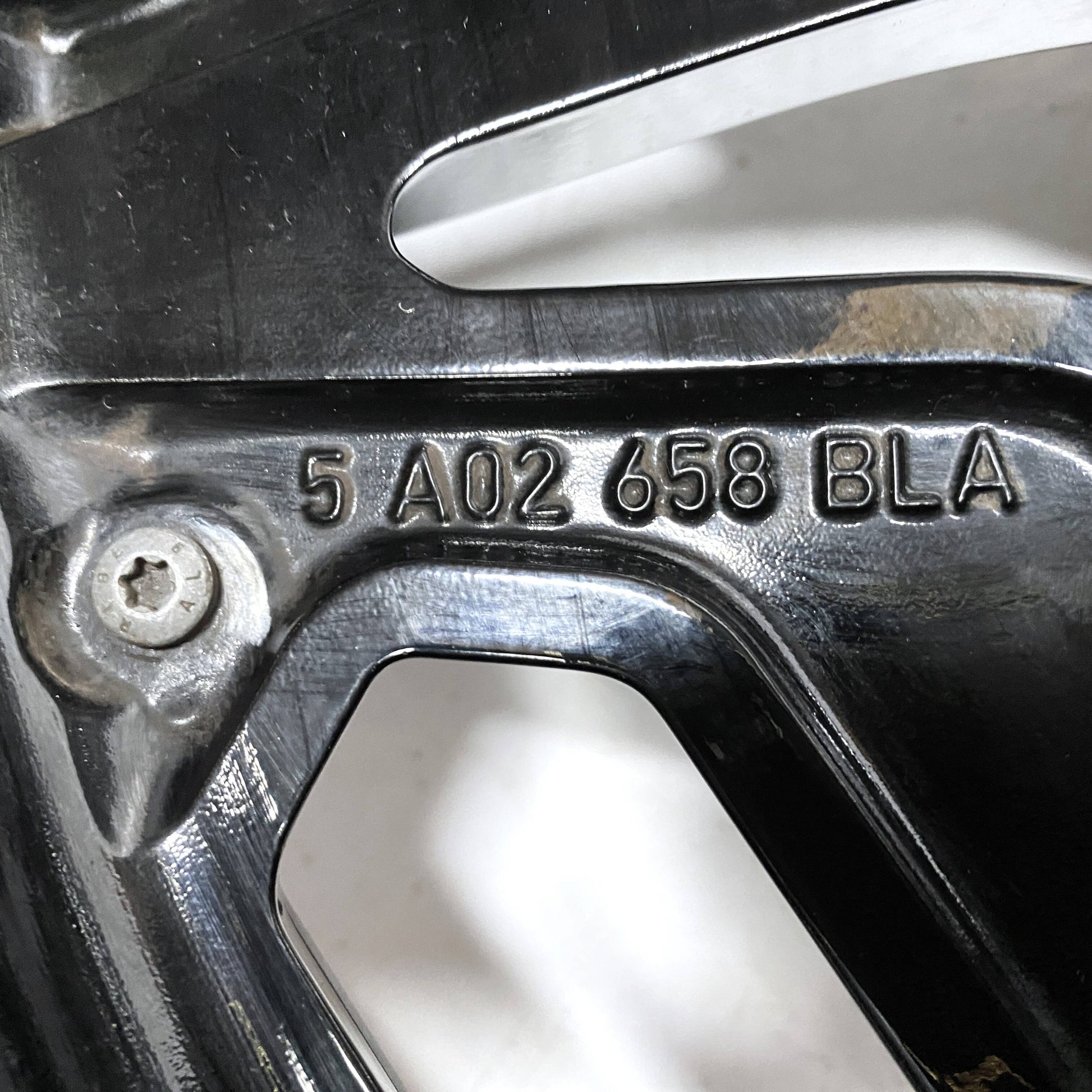 5A02658BLA