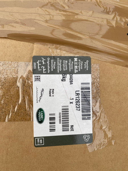 LR126237,J9C31870