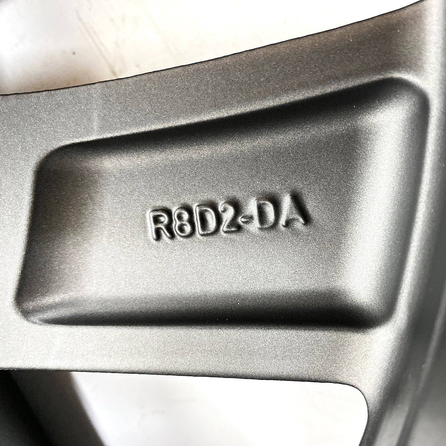 LR185896