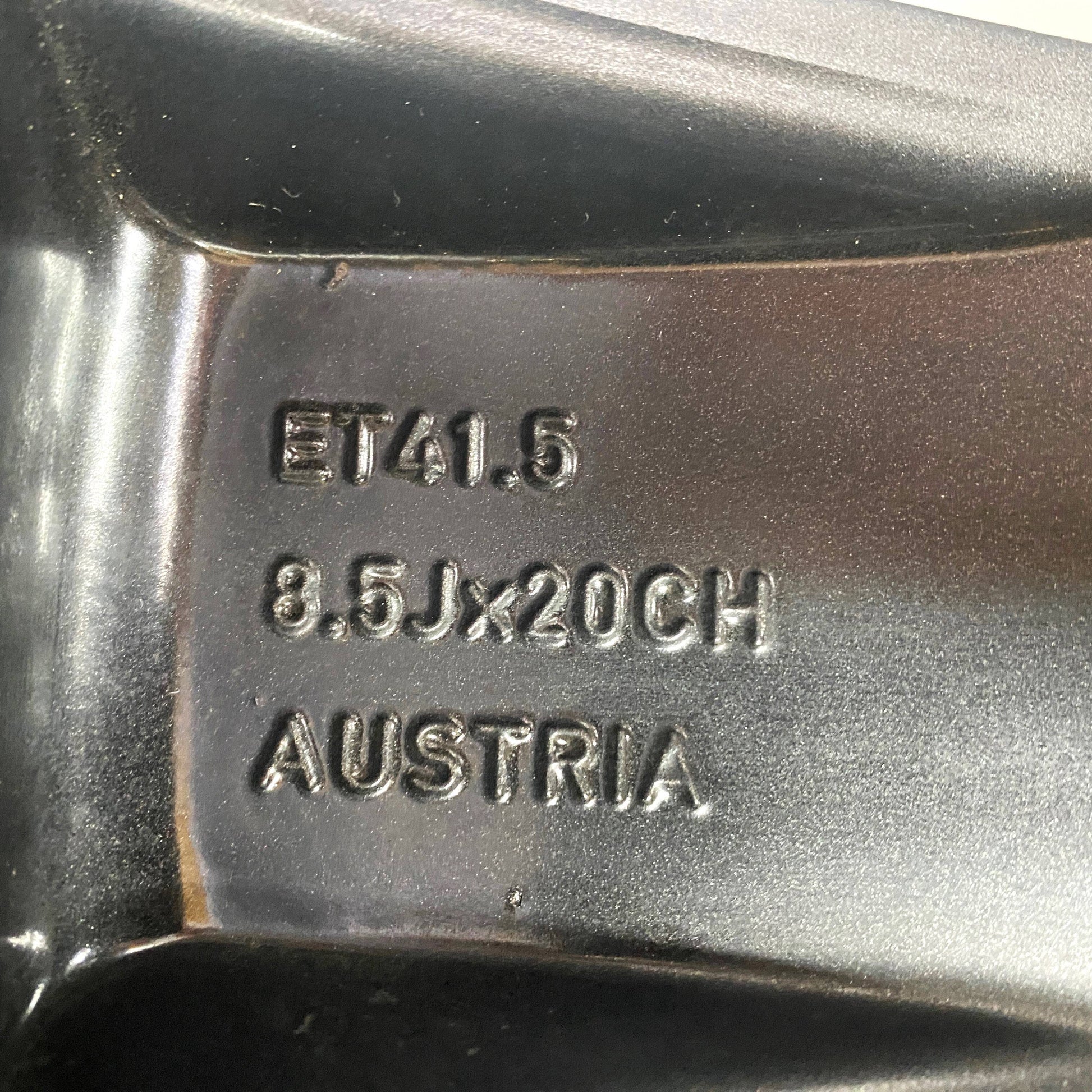 LR129115-K