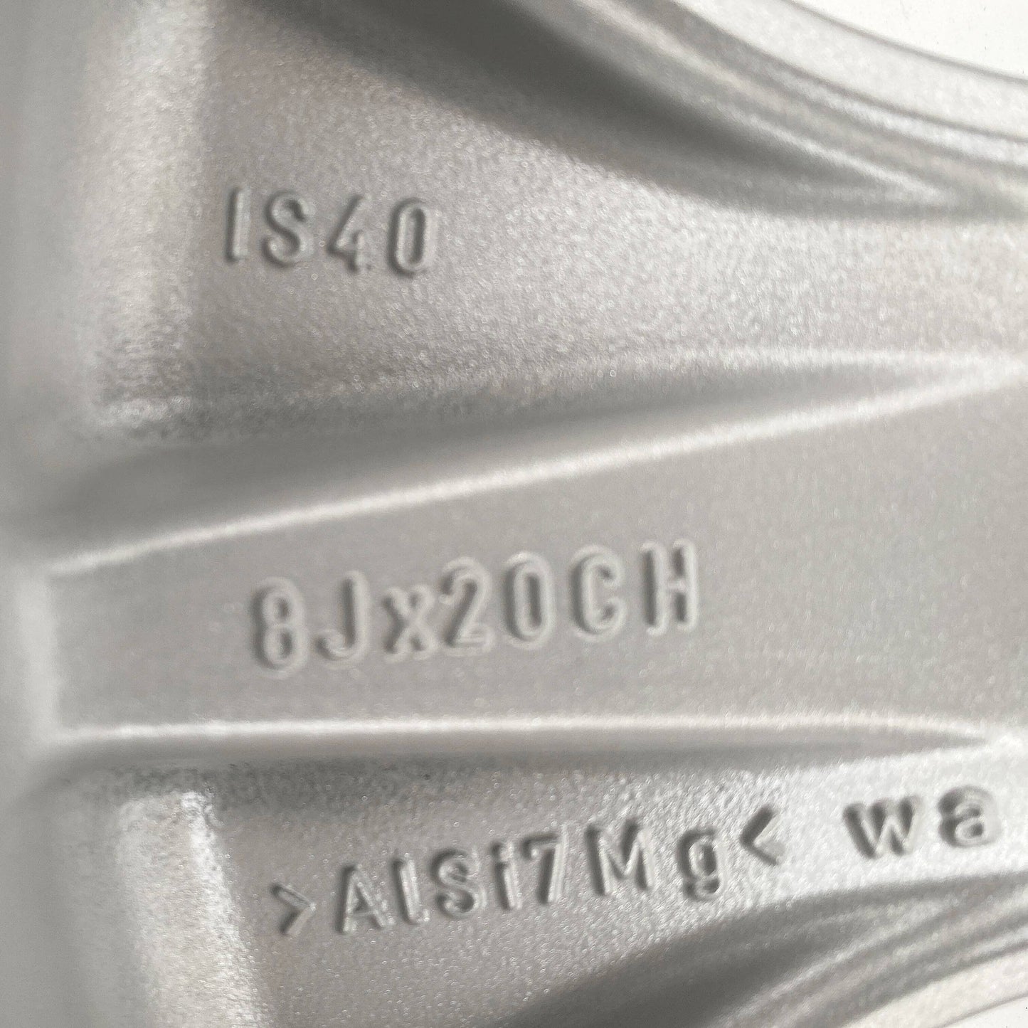 J9C3208
