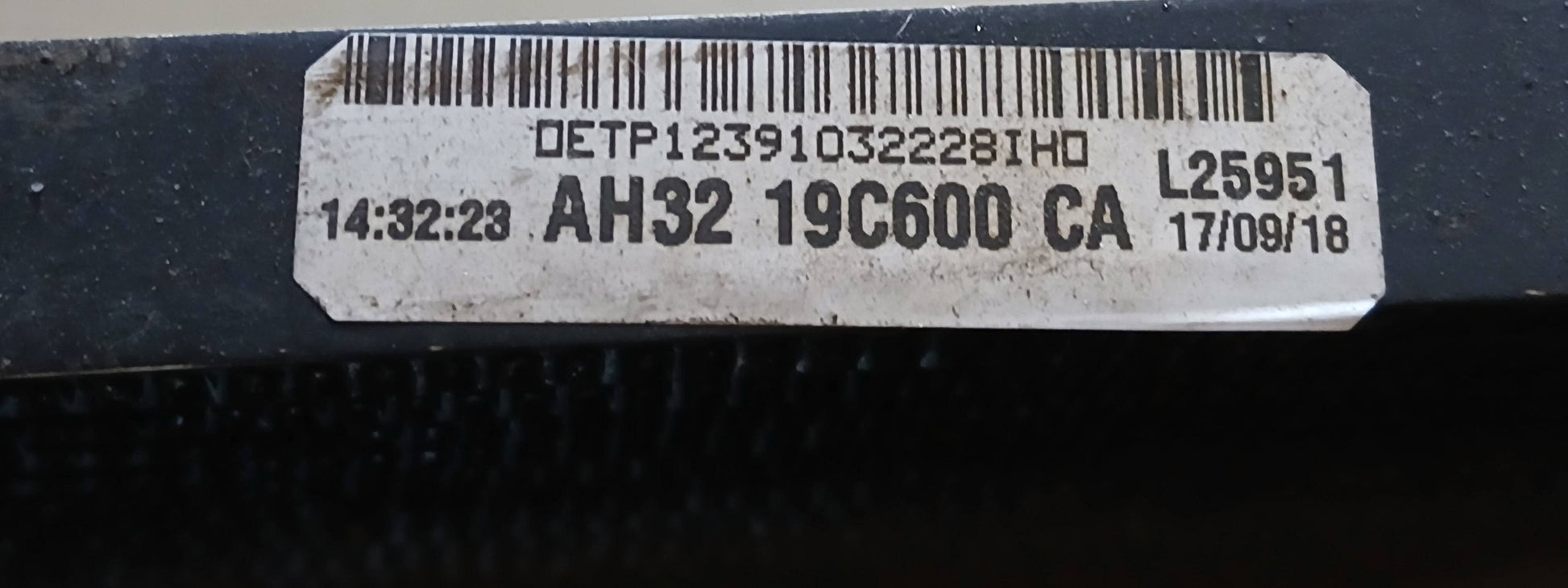 LR018405