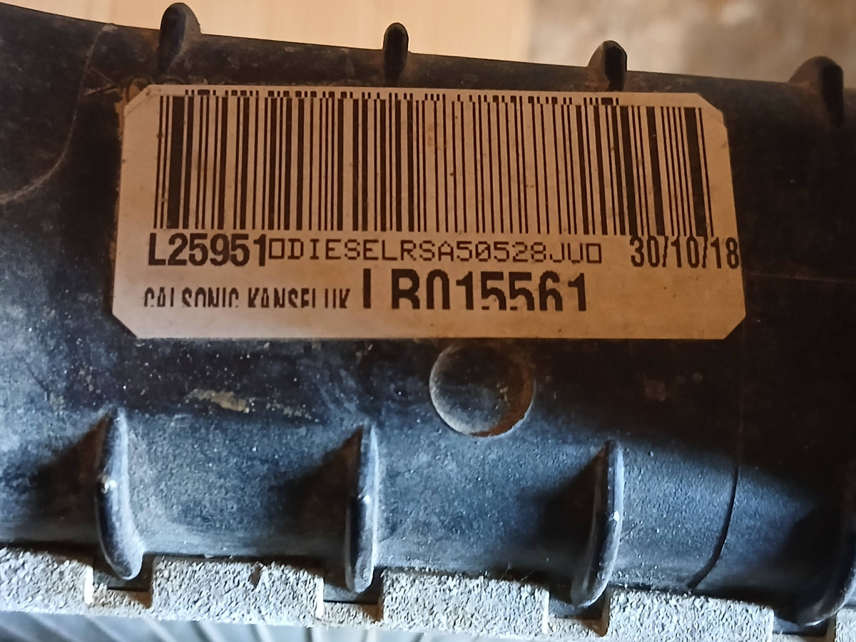 LR015561