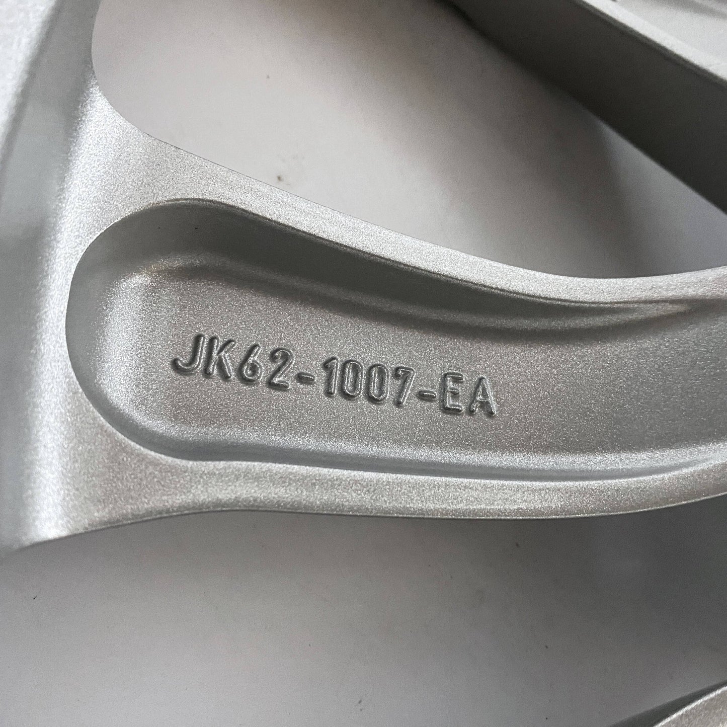 LR099144