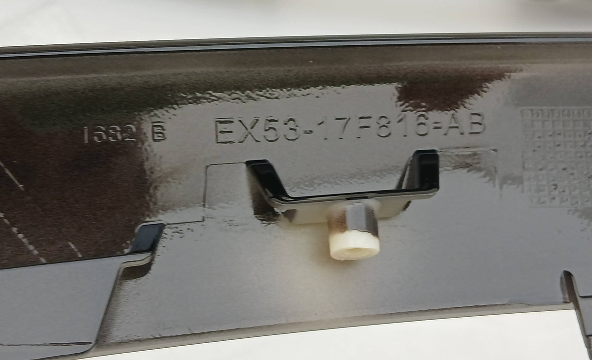 T2R3563