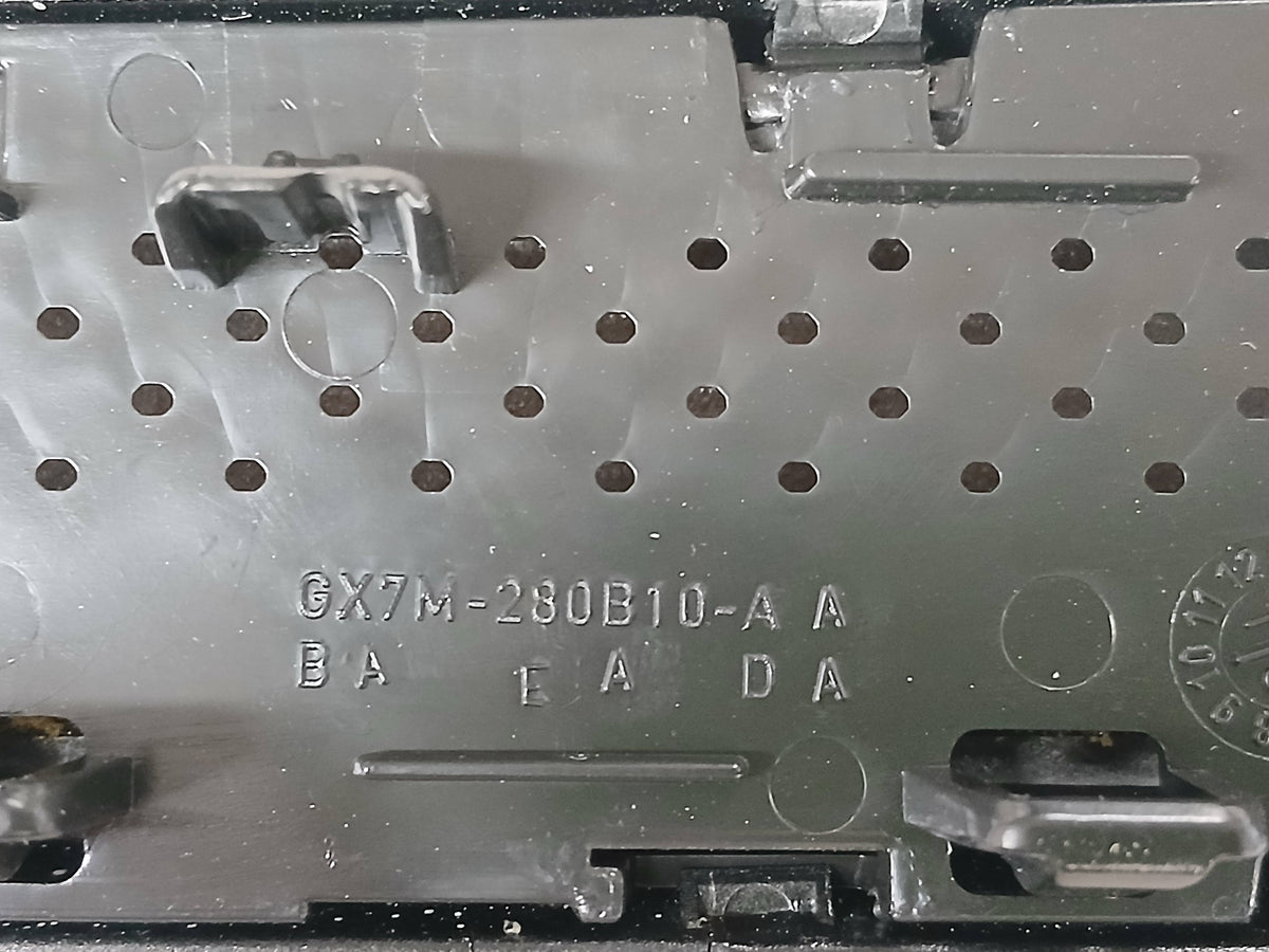 T2H6208