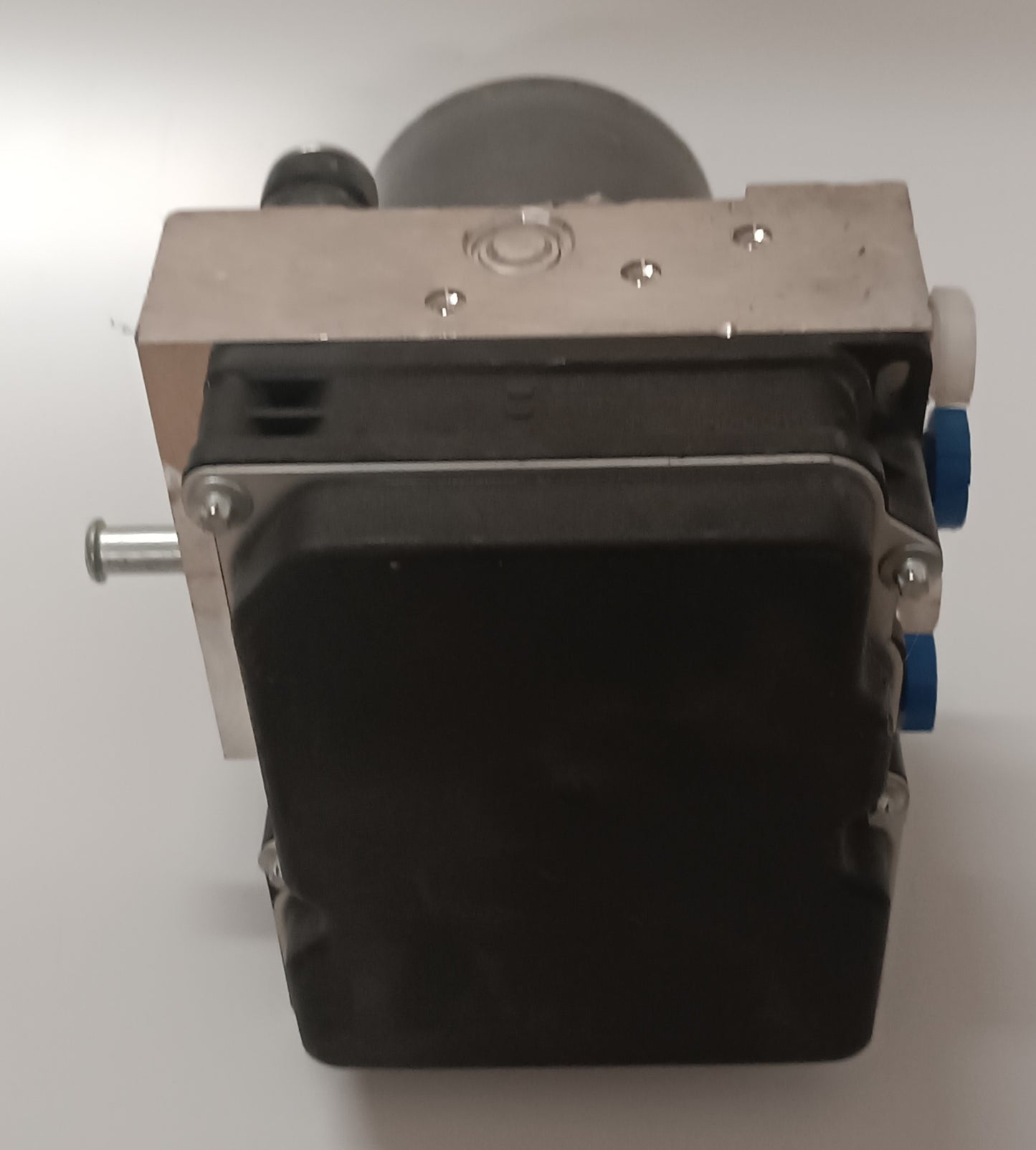 LR076695,LR062409