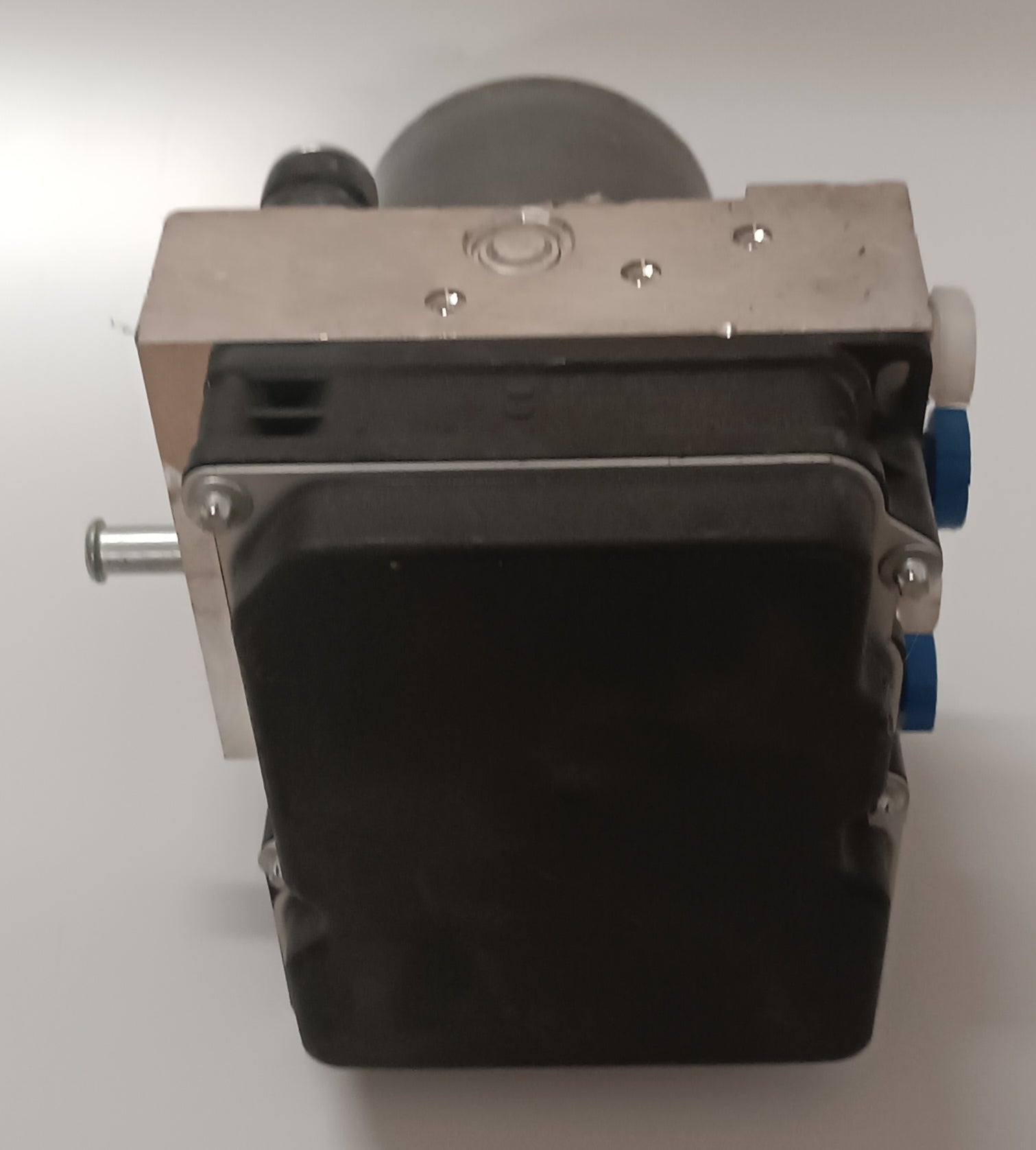 LR076695,LR062409