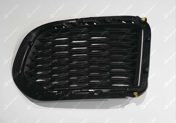 Öffnen Sie den Stoßfängergrill E-Pace J9C7219 